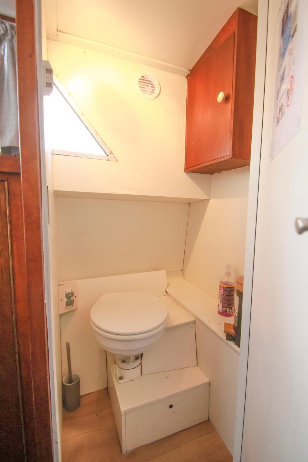 Vintage dresser with gold handles