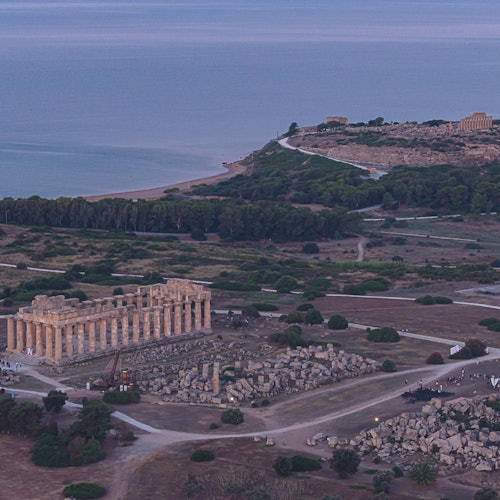 Entrance to Selinunte Archeological Park + Roundtrip Shuttle Service tickets in Marinella Di Selinunte