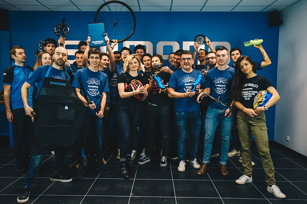 Photo d’équipe des ambassadeurs Shimano lors de la formation Social Ads