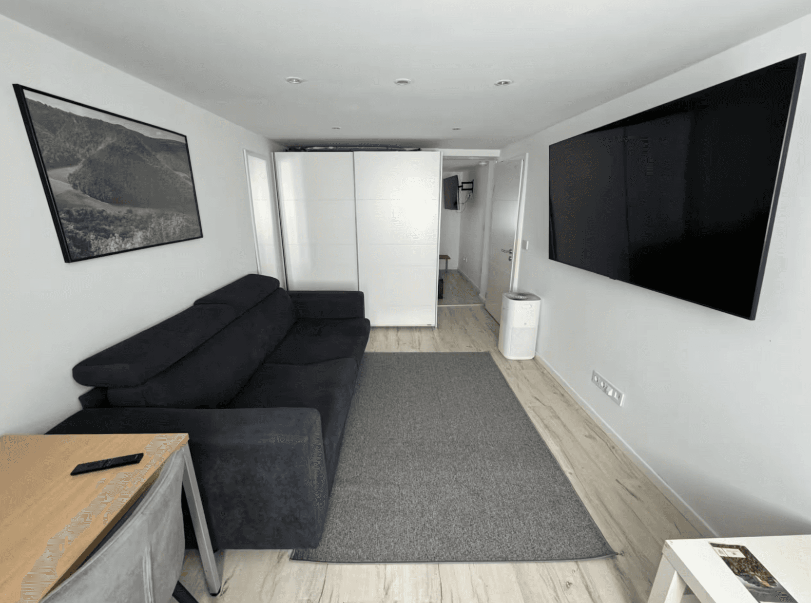 Entire house in Bad Urach for 14 guests during Easter holidays with three separate units under one roof for multi-family stays.