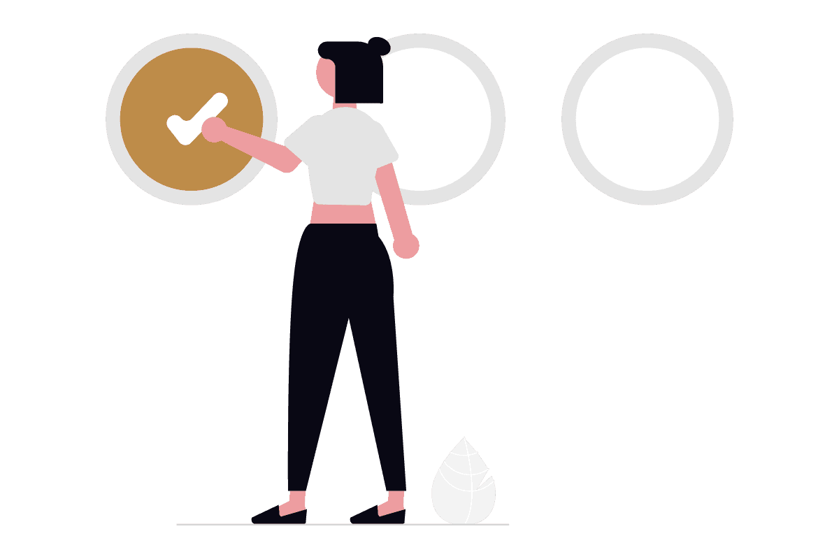 Person zeigt auf Kreise an einer Wand, einer mit Häkchen markiert - symbolisiert Führung und Zielerreichung