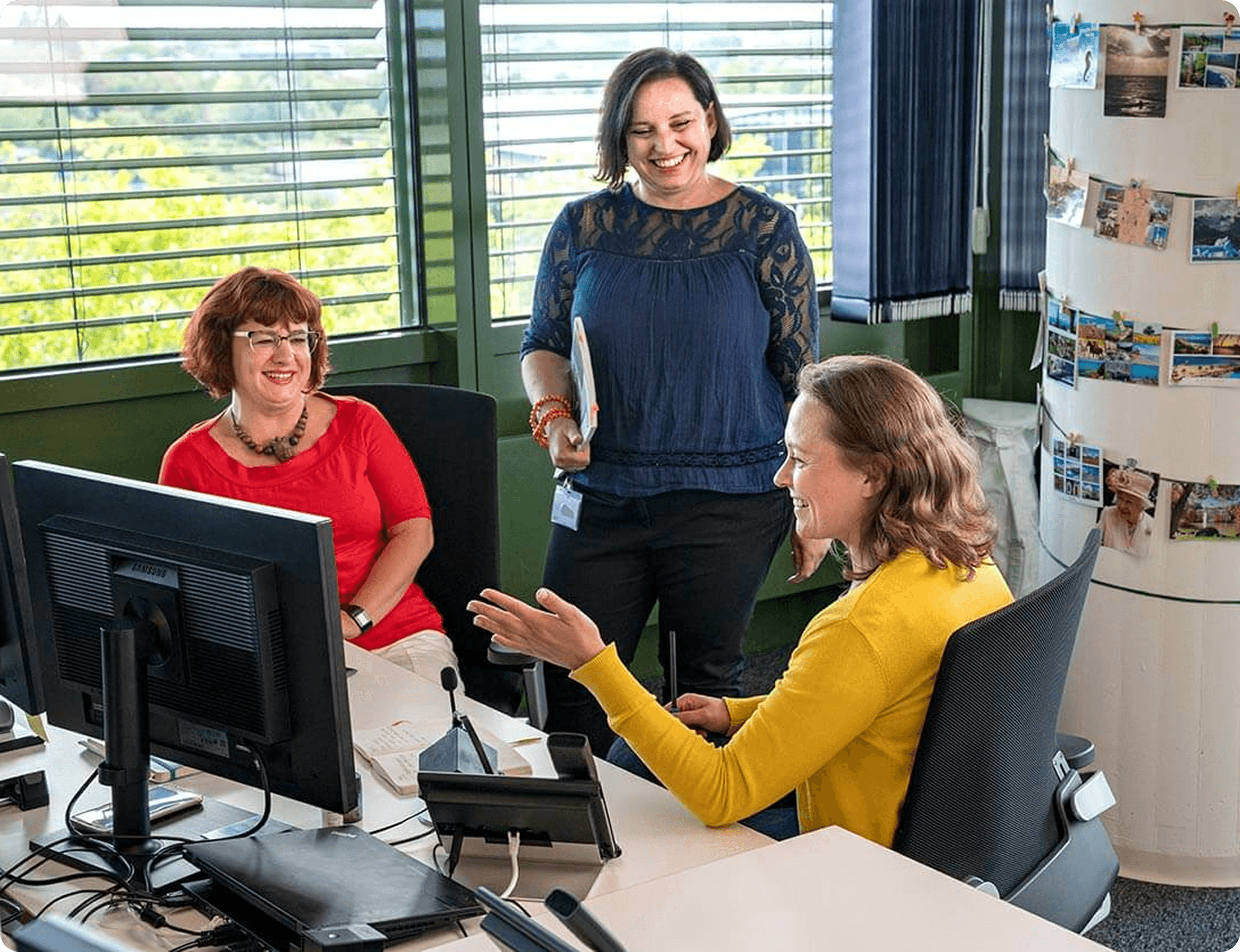 Group photo of the Sovendus Finance and KPI team in the office