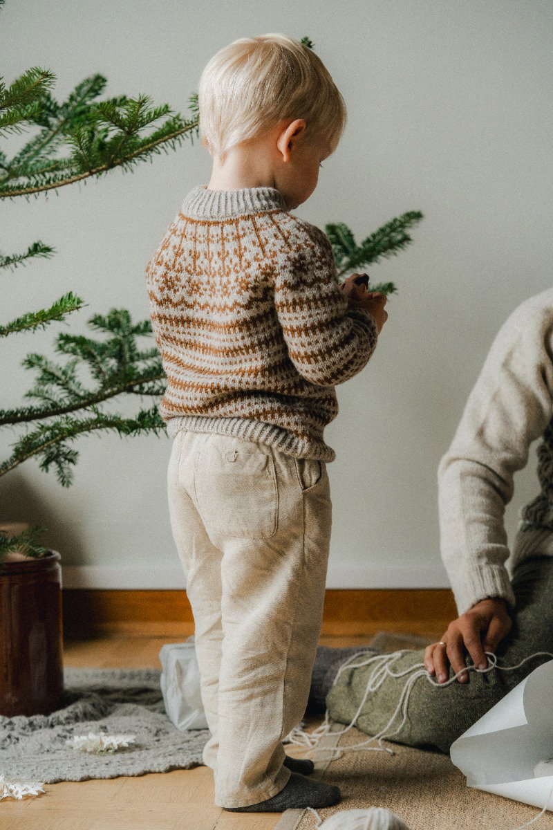 Jul no. 3 knitting pattern, photo 2
