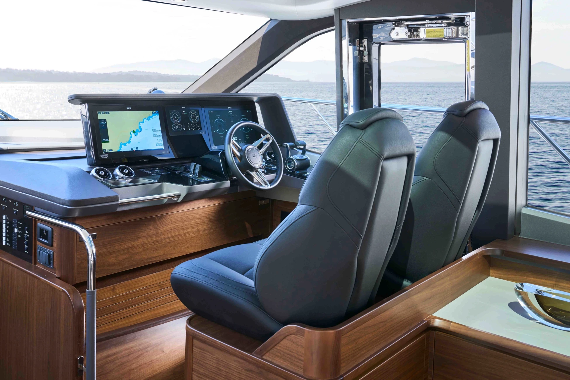 Princess V65 Seating