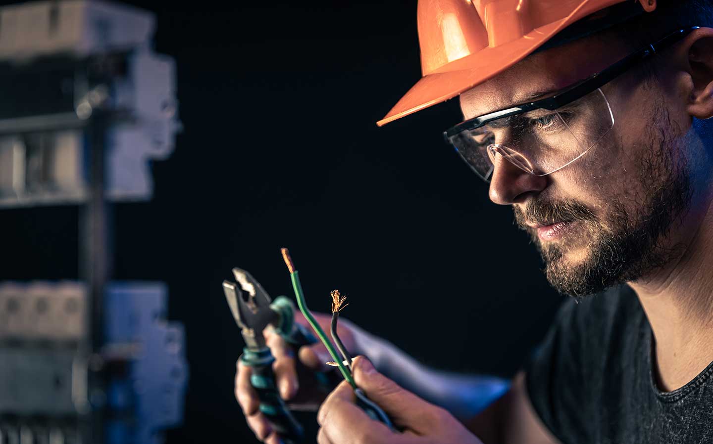Fuel Management System installer installing a FMT SmartFill system