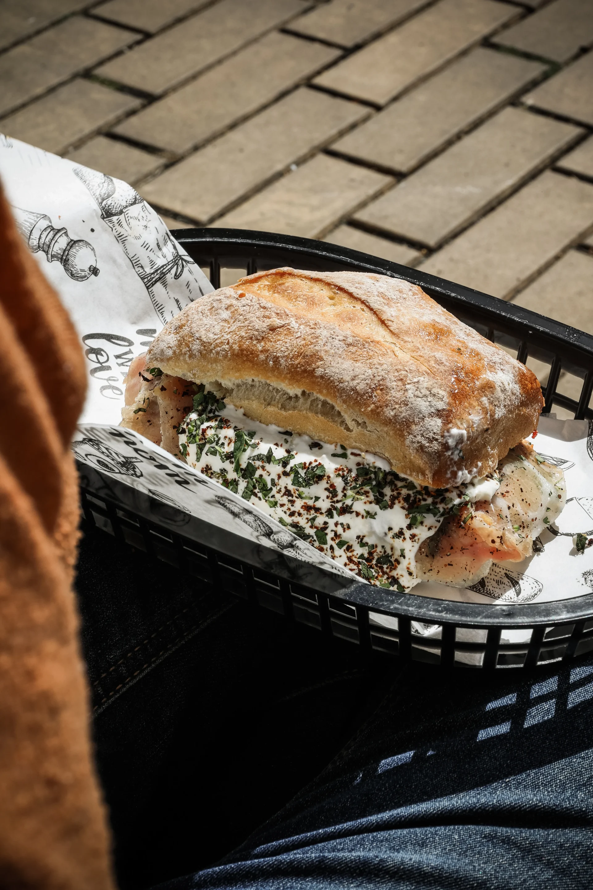 Vers belegd broodje van Bollino’s, broodjeszaak in Apeldoorn