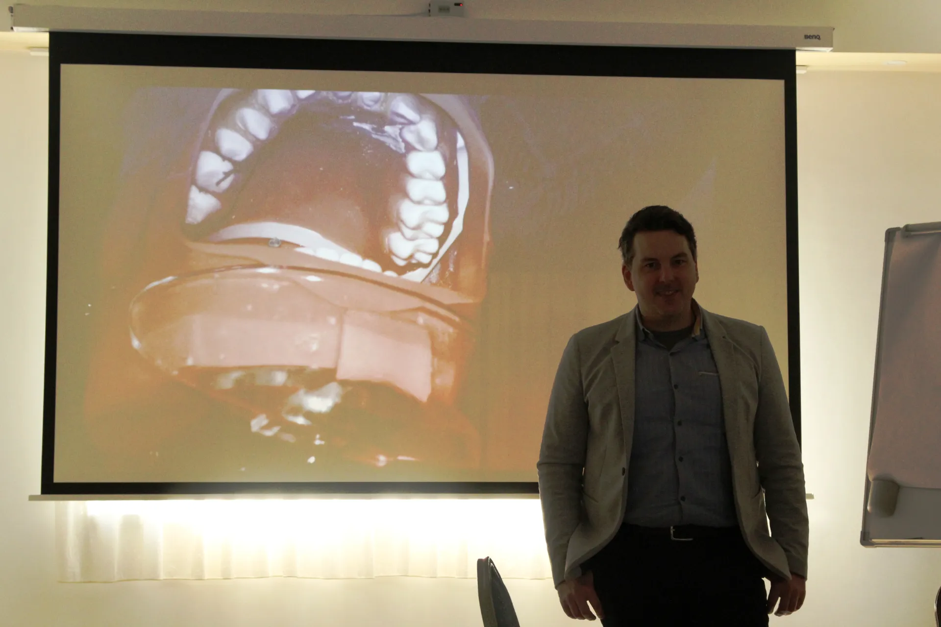 Fogászati Képzések - Hatékonyságnövelés fogorvos és asszisztens együttműködésében - PraxEvents