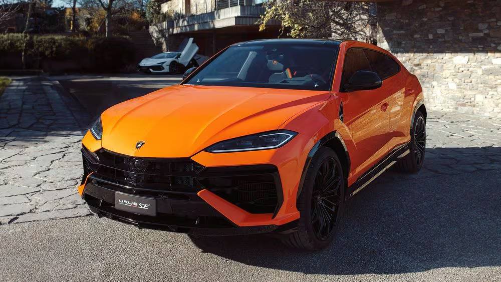 Lamborghini Urus – The Supercar SUV Miami