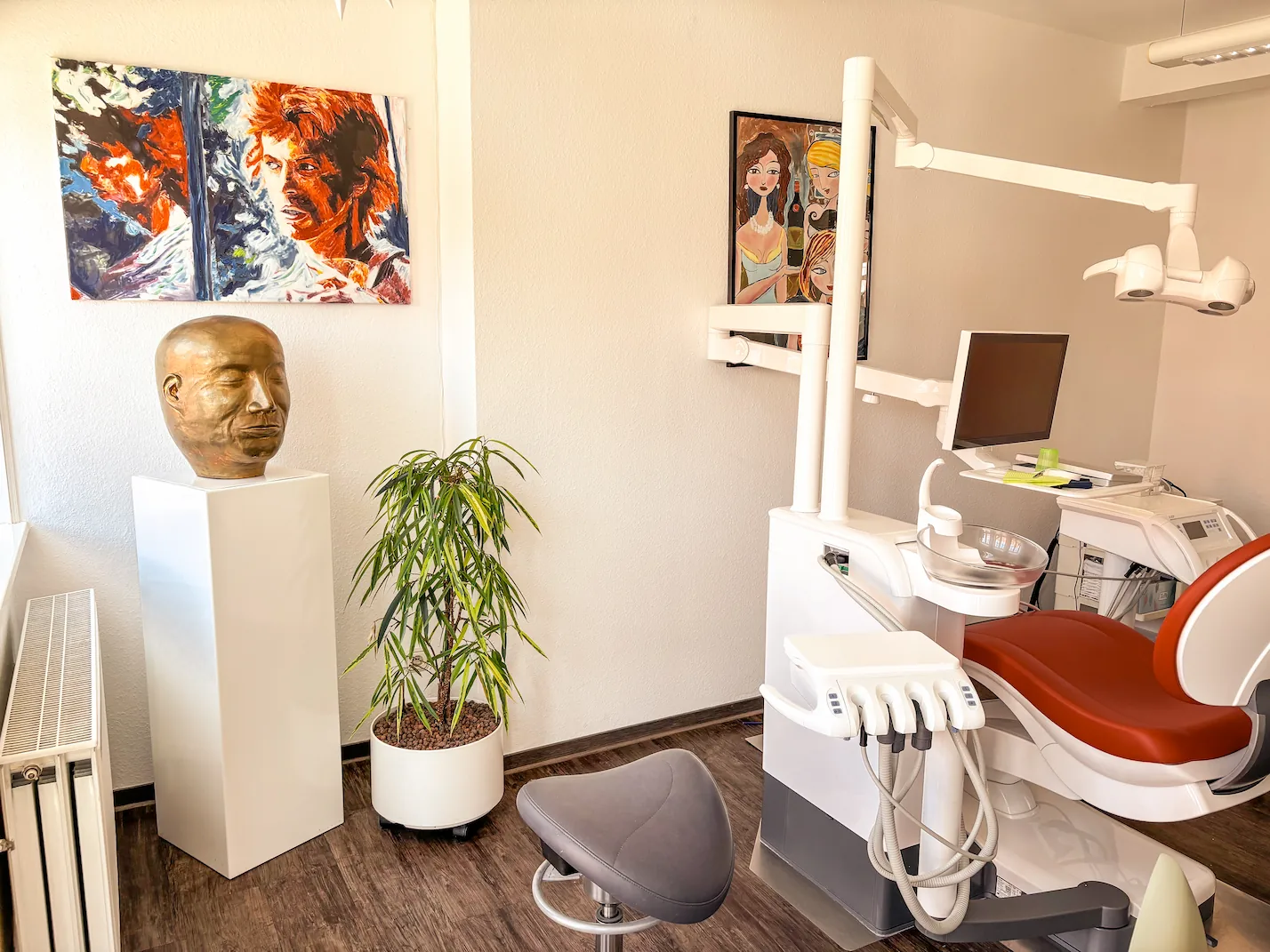 Commercial Service Image