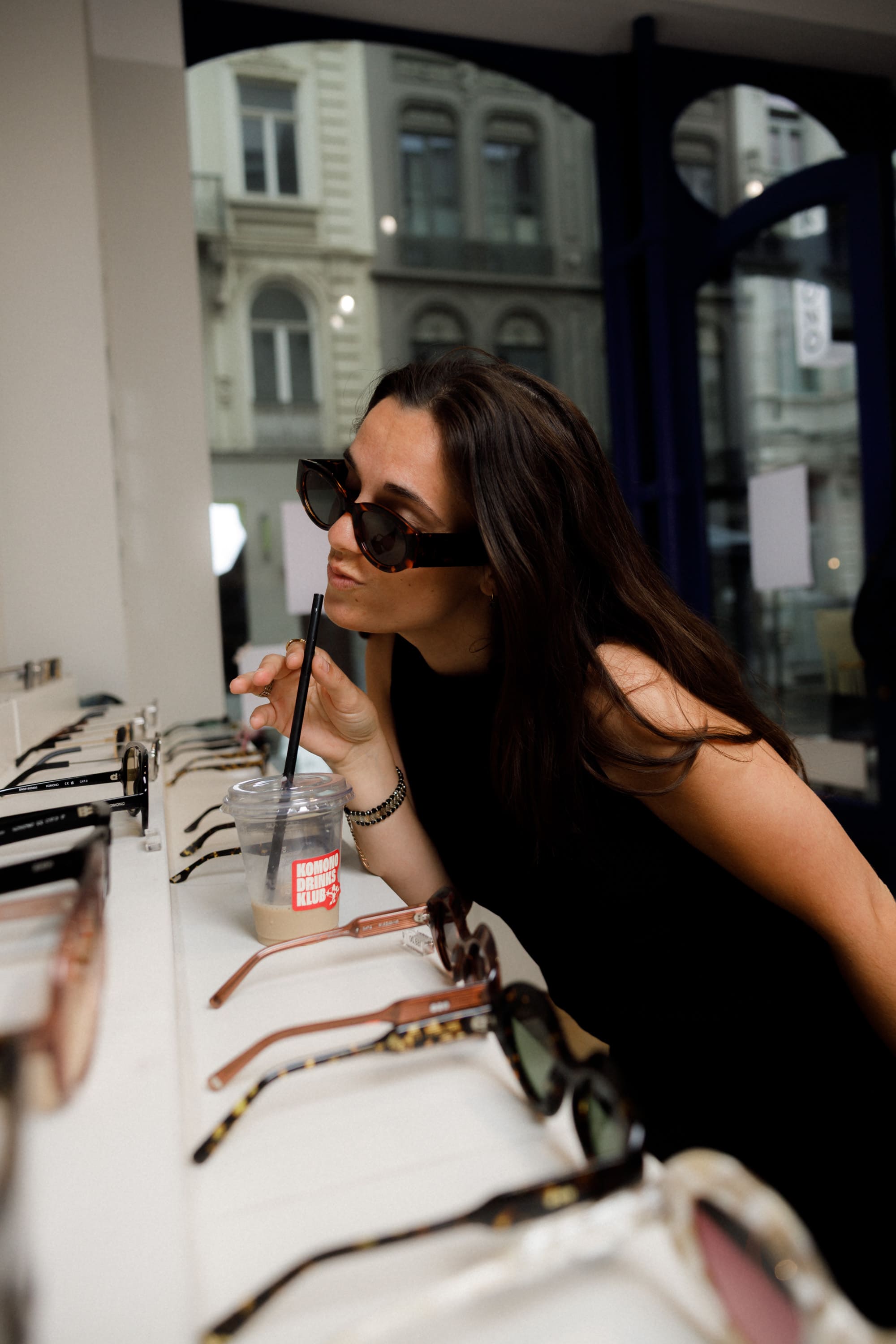 Klub Kaffé pop up store braderie publique laurie van hauten komono store