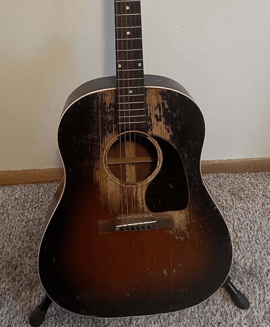How to Date Your Vintage Gibson J-45: Complete Authentication