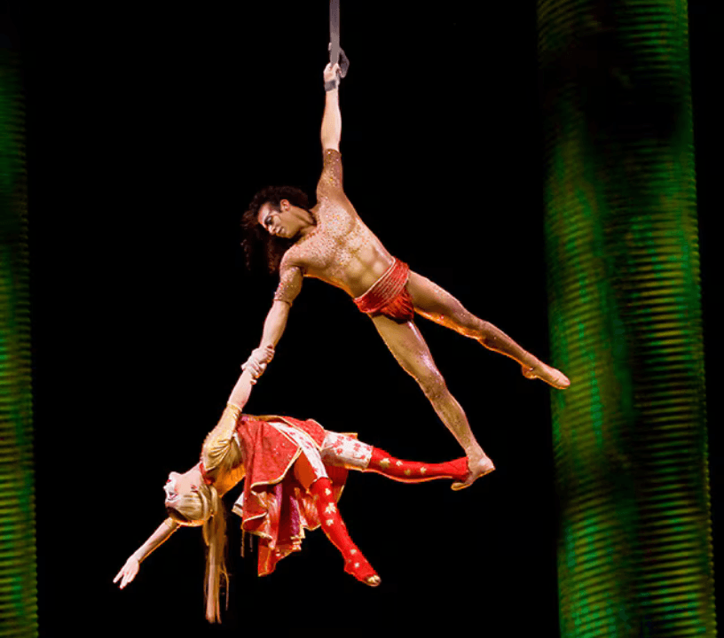 Acrobatic performance in KÀ by Cirque du Solei