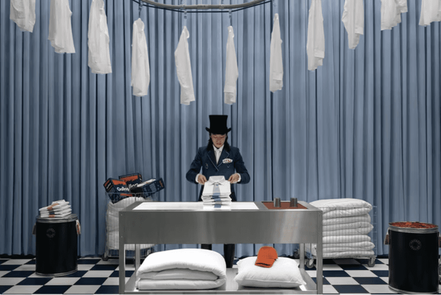 Hermès: Mystery at the Grooms' Campaign