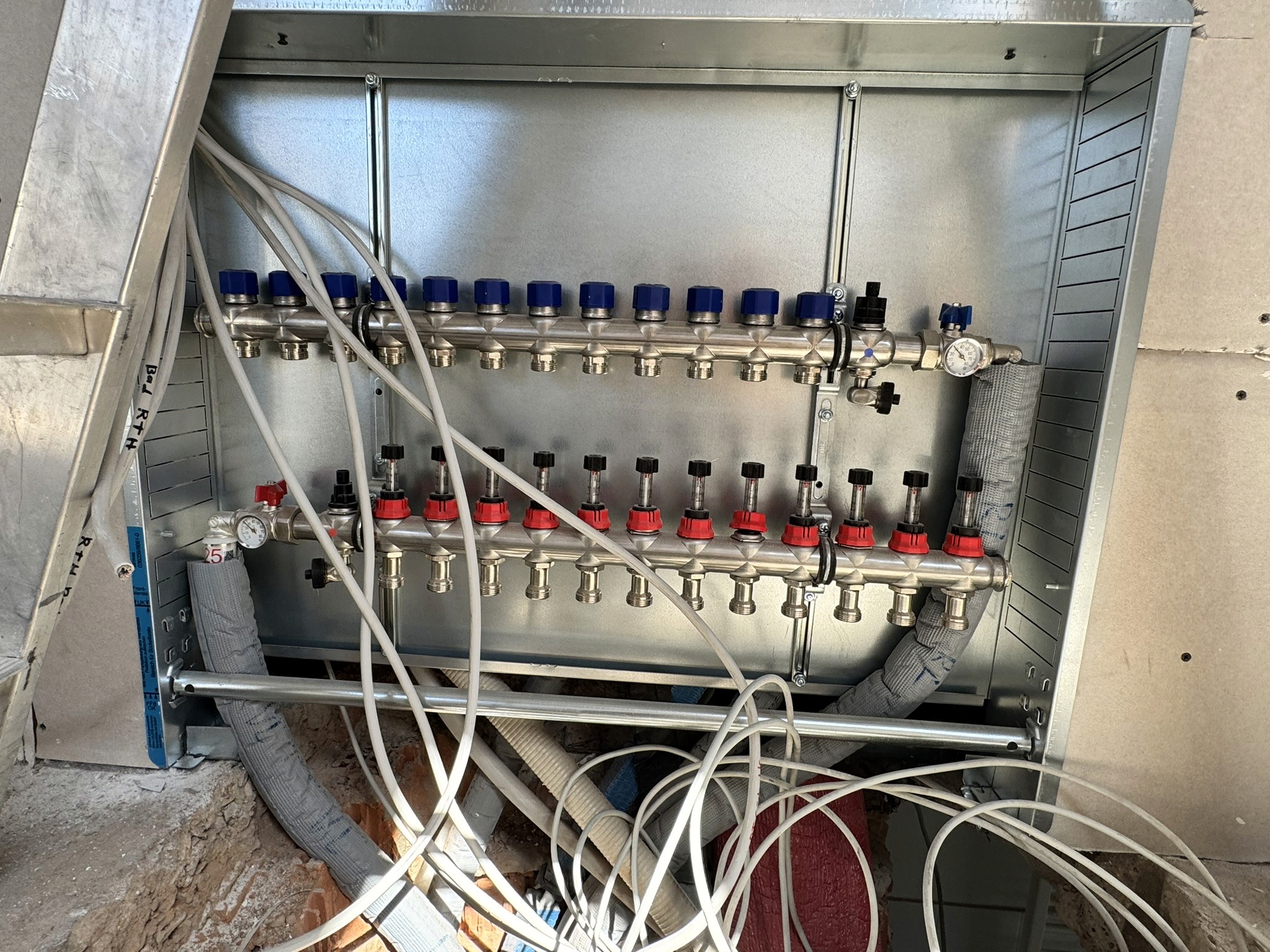 Bilder Stellmotoren Heizung