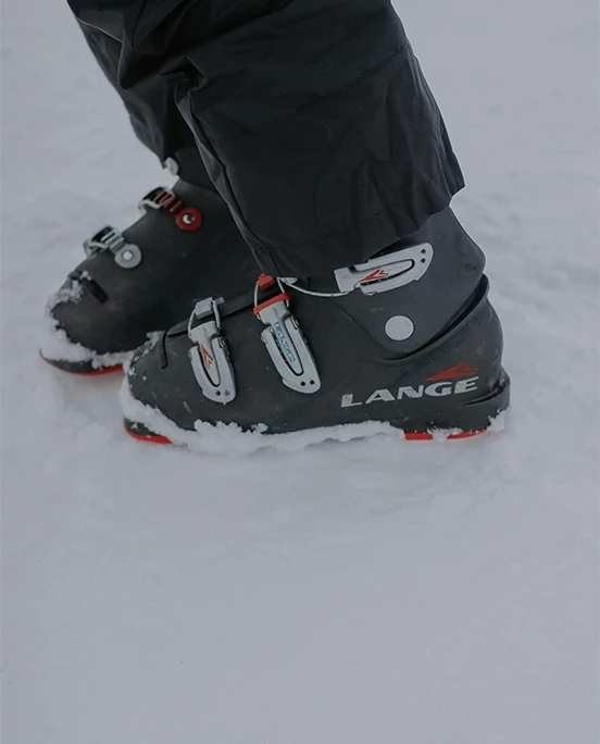 Chaussures de ski noires avec Jam