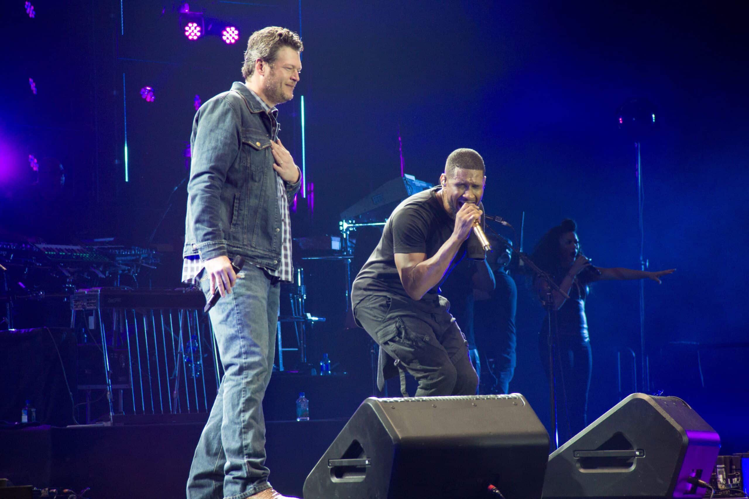 United Way of Metropolitan Dallas  USHER and Blake Shelton on stage together