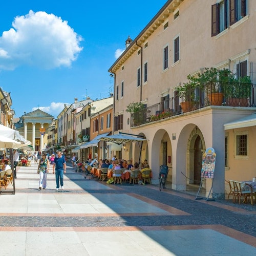 Garda: Garda Link Bus + Tog fra Venedig billetter i Lazise