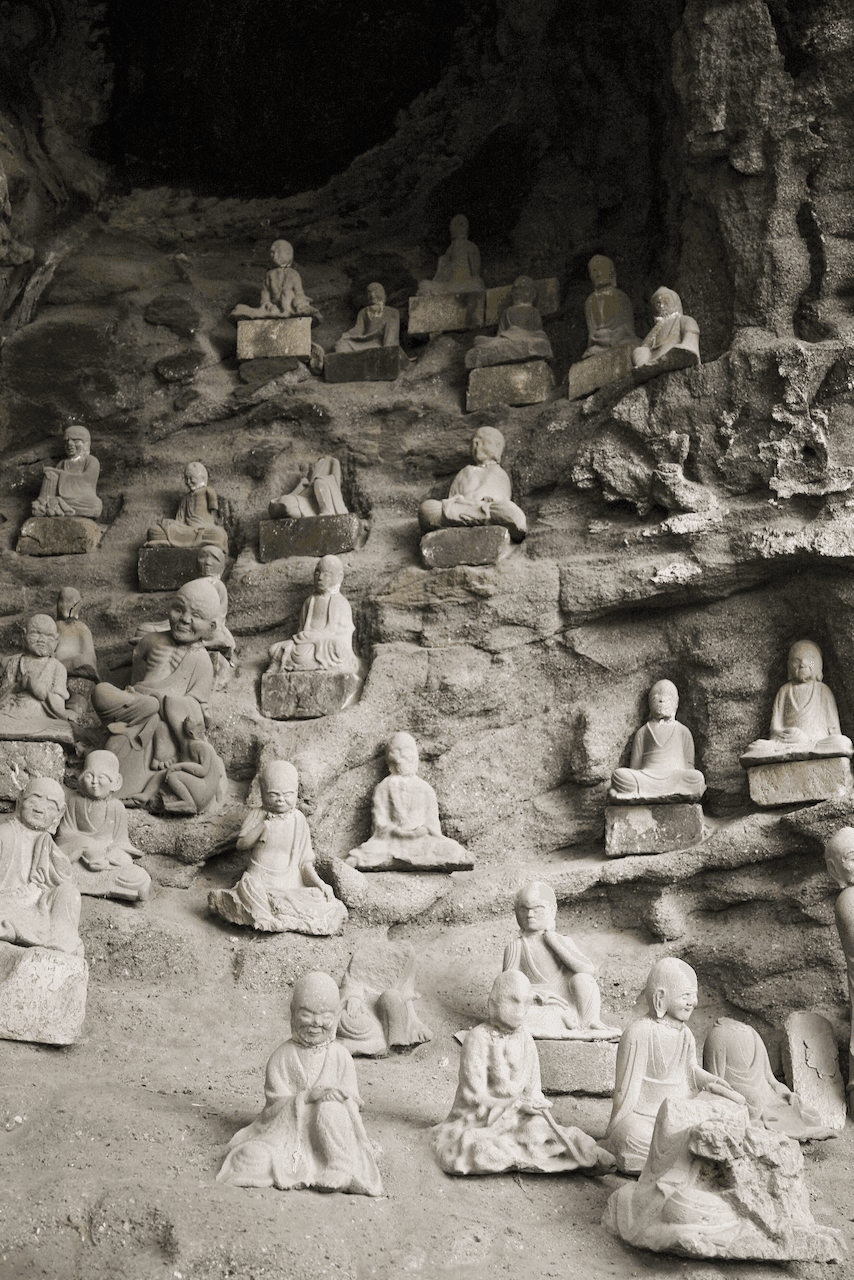 Buddhist statues on hiking route