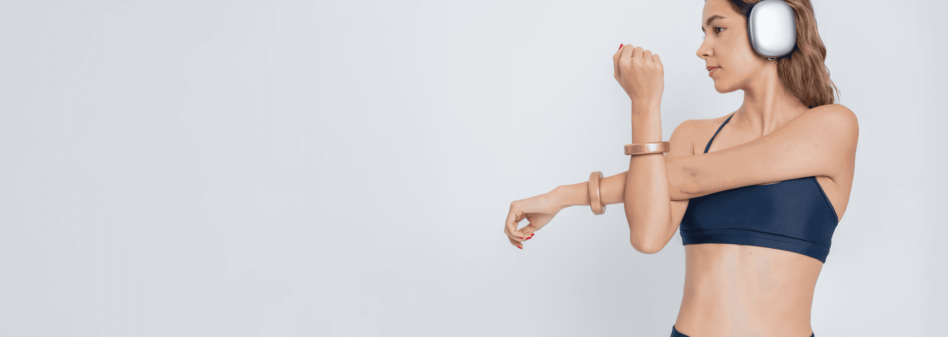 2 wooden green chair