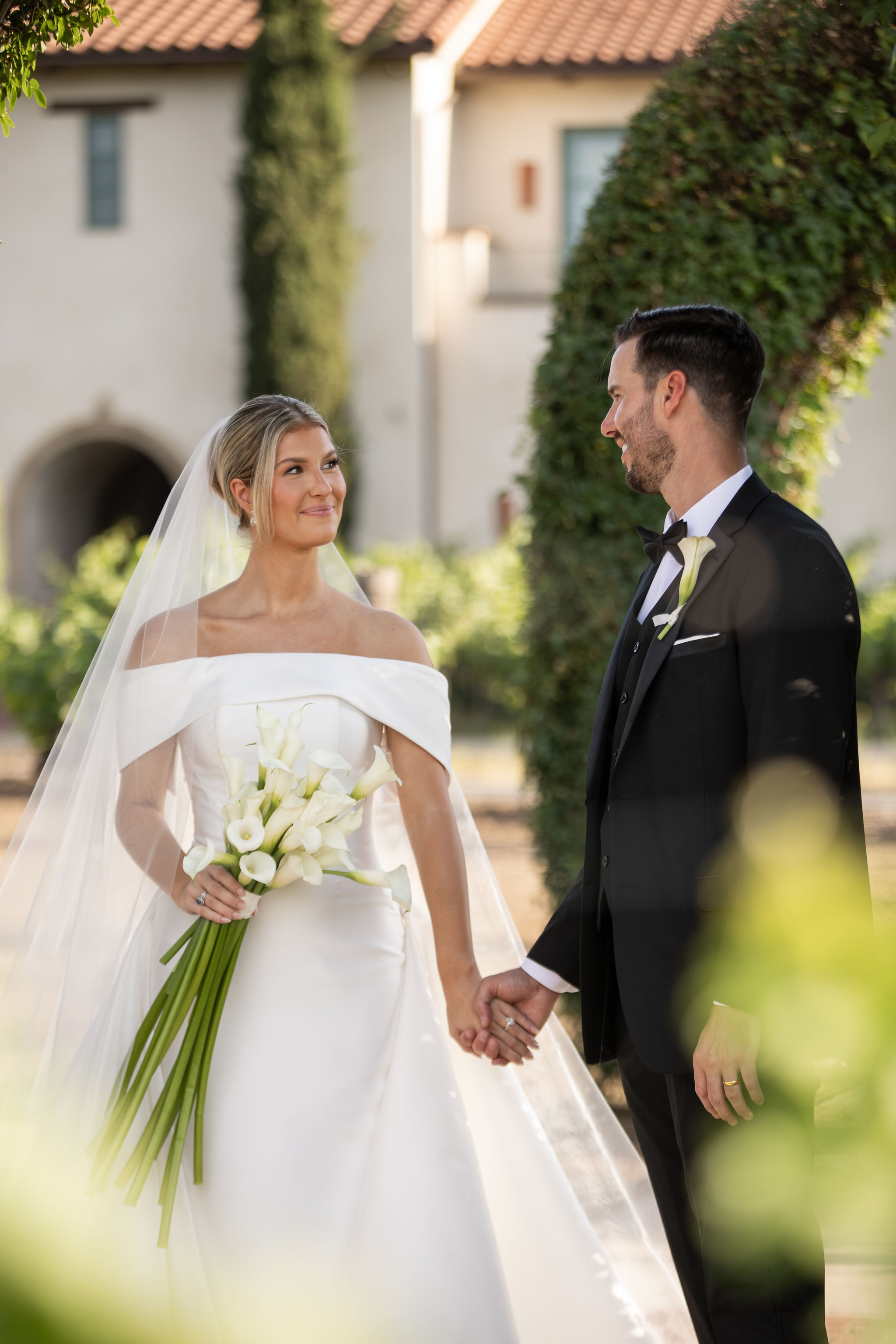 Family posing together for a group portrait.