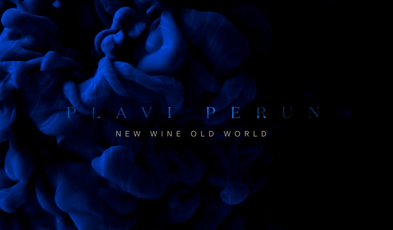 dimis_brand_identity_plavi_perun_bottle
