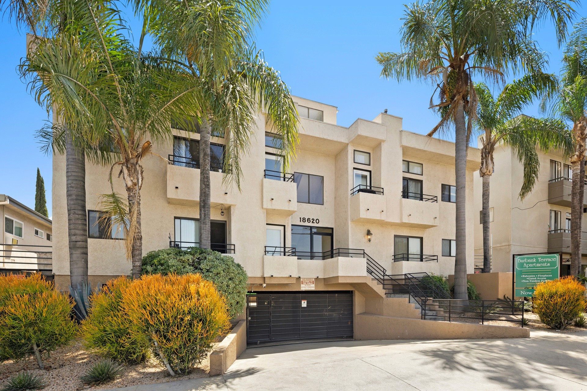 Angled exterior view of 18620 burbank blvd multifamily property in Tarzana.