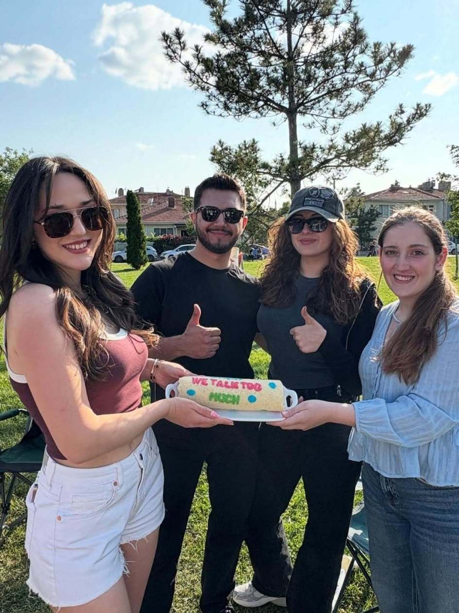 Concetrated triathlete grayscale