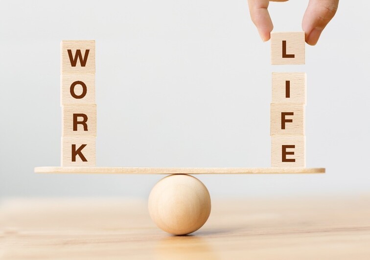 why work life balance matters to retain hourly workers