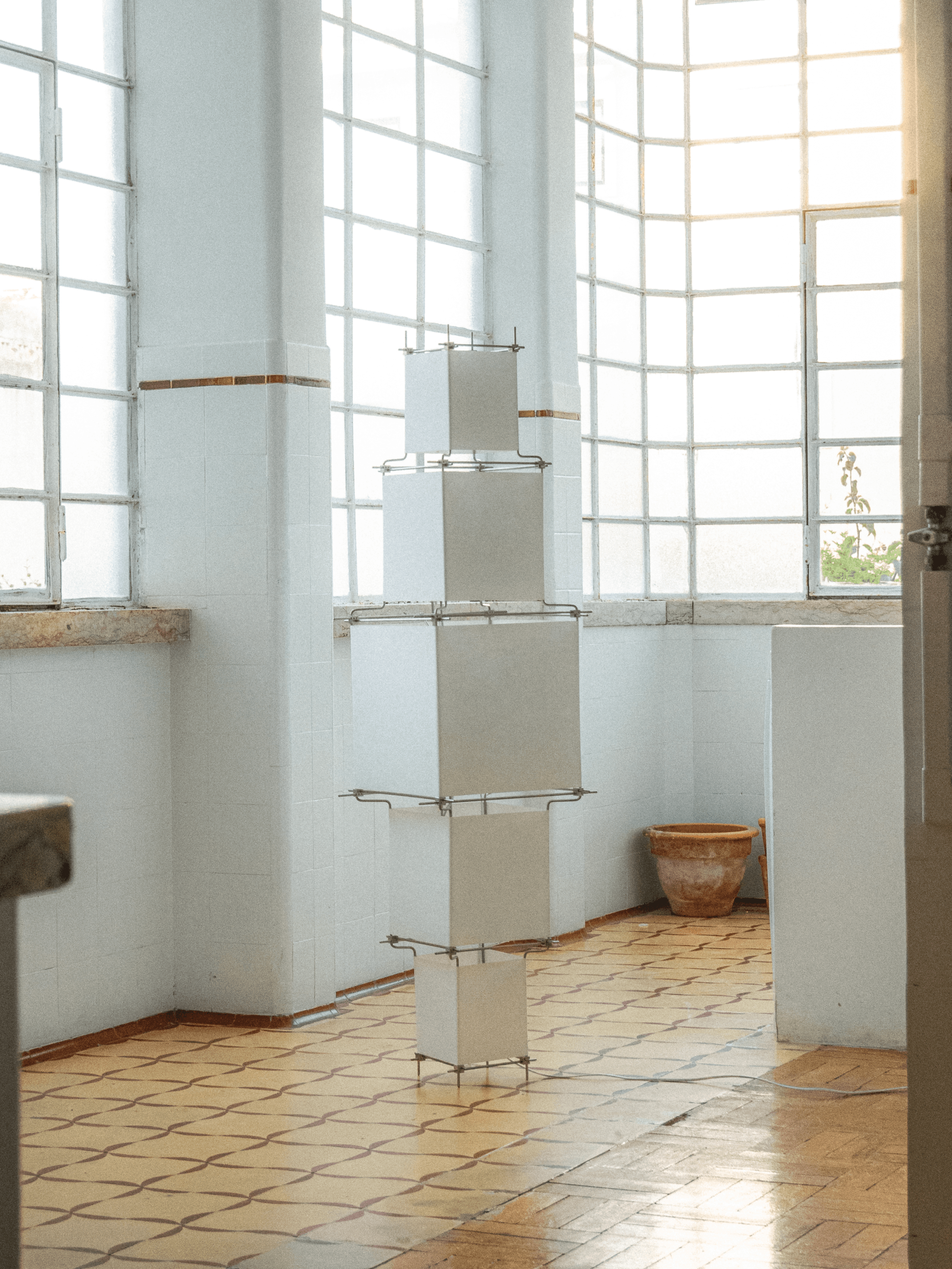 Temple Lamp T-140, AXI3 system lamp in stainless steel and aluminium with washable paper shade