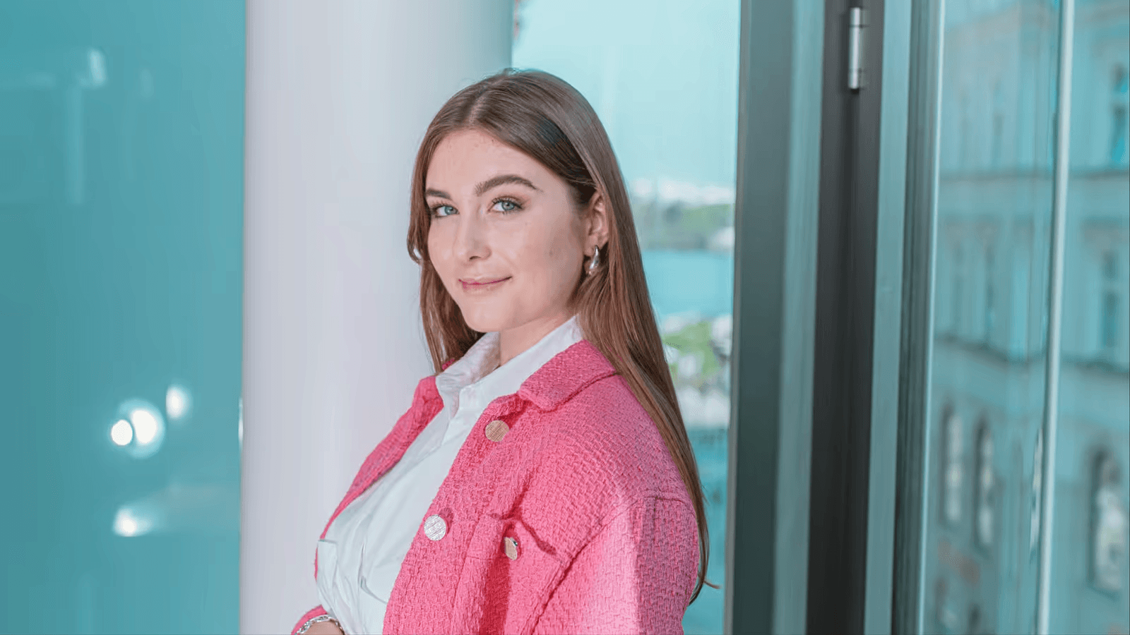 adhire Team Louisa Becker