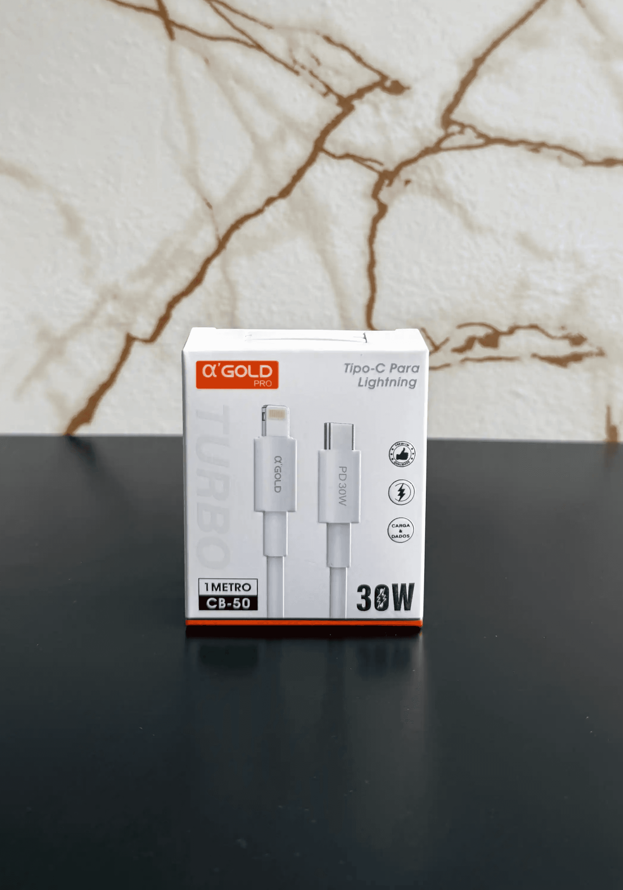 Embalagem cabo α'GOLD CB-50 Tipo-C para Lightning 1 metro, compatível PD 30W para carregamento rápido e transferência de dados