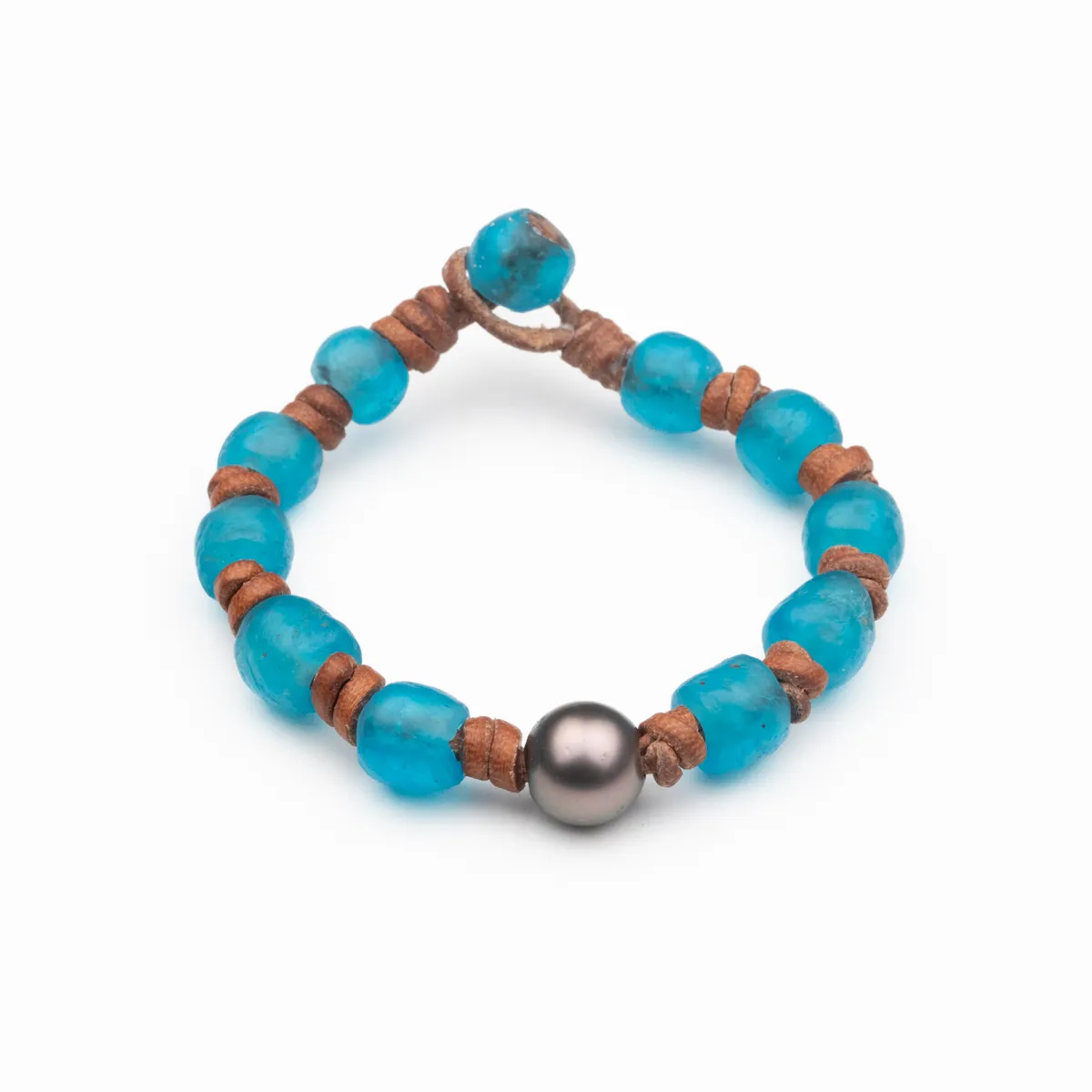 Aqua glass bead and Tahitian Pearl leather bracelet with hand-knotted natural leather cord and toggle closure — Manos de Oro Saint Barth