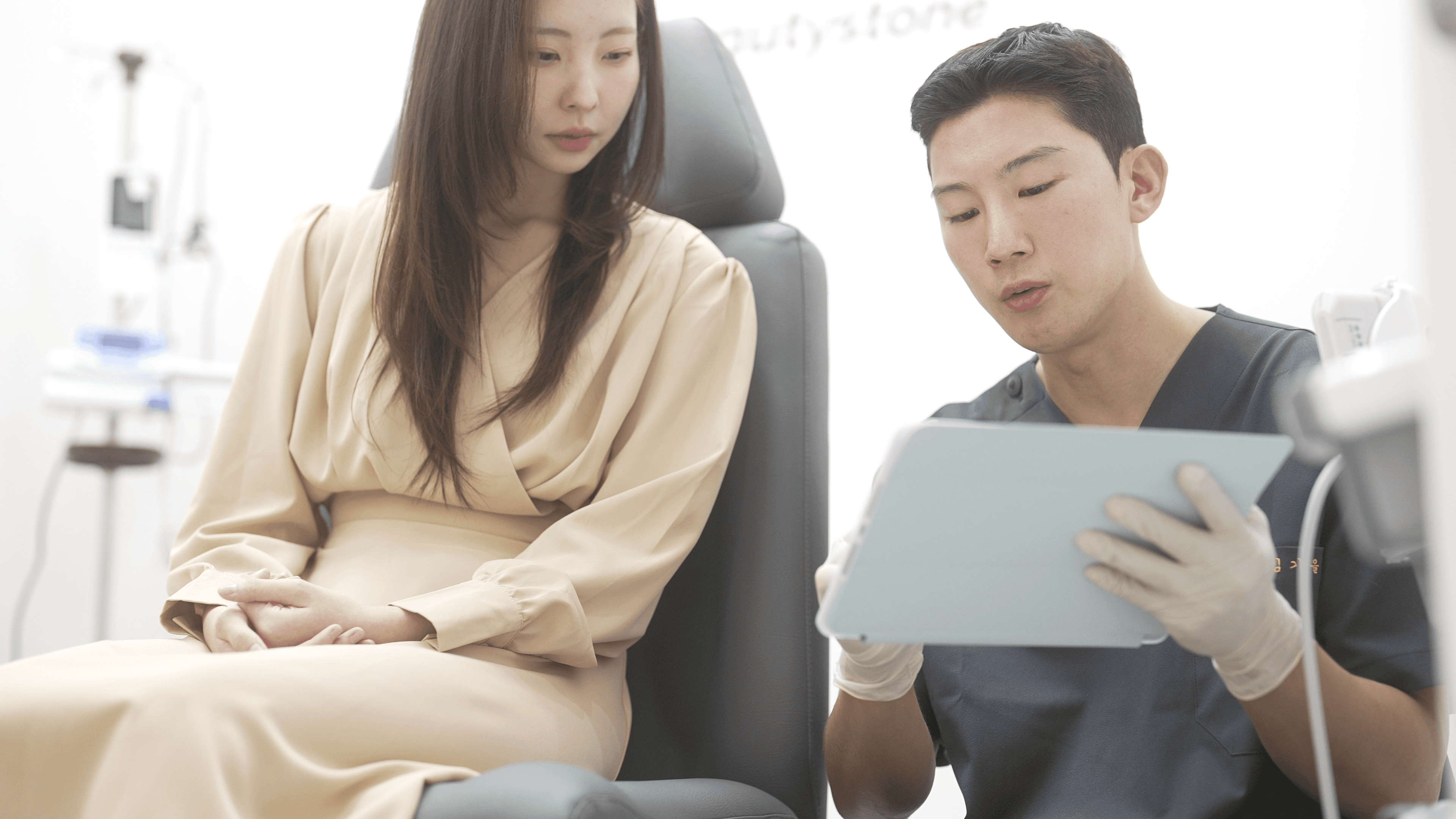 슈링크 후 볼 꺼짐 회복 방법 필러 지방이식 비교