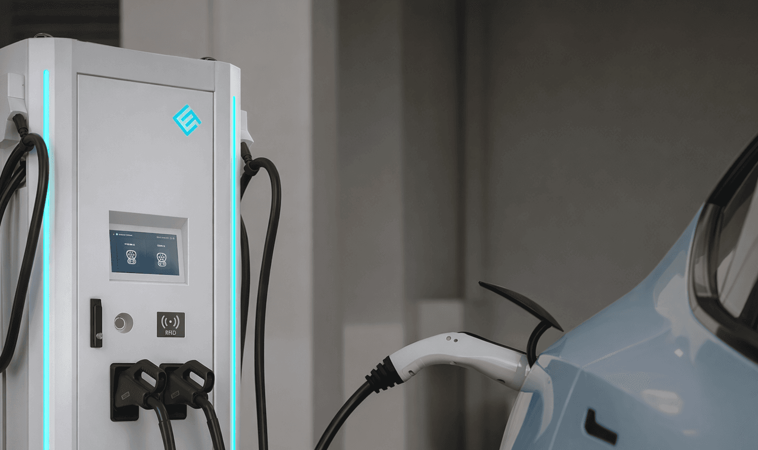 Innovative technology in ultrafast EV chargers