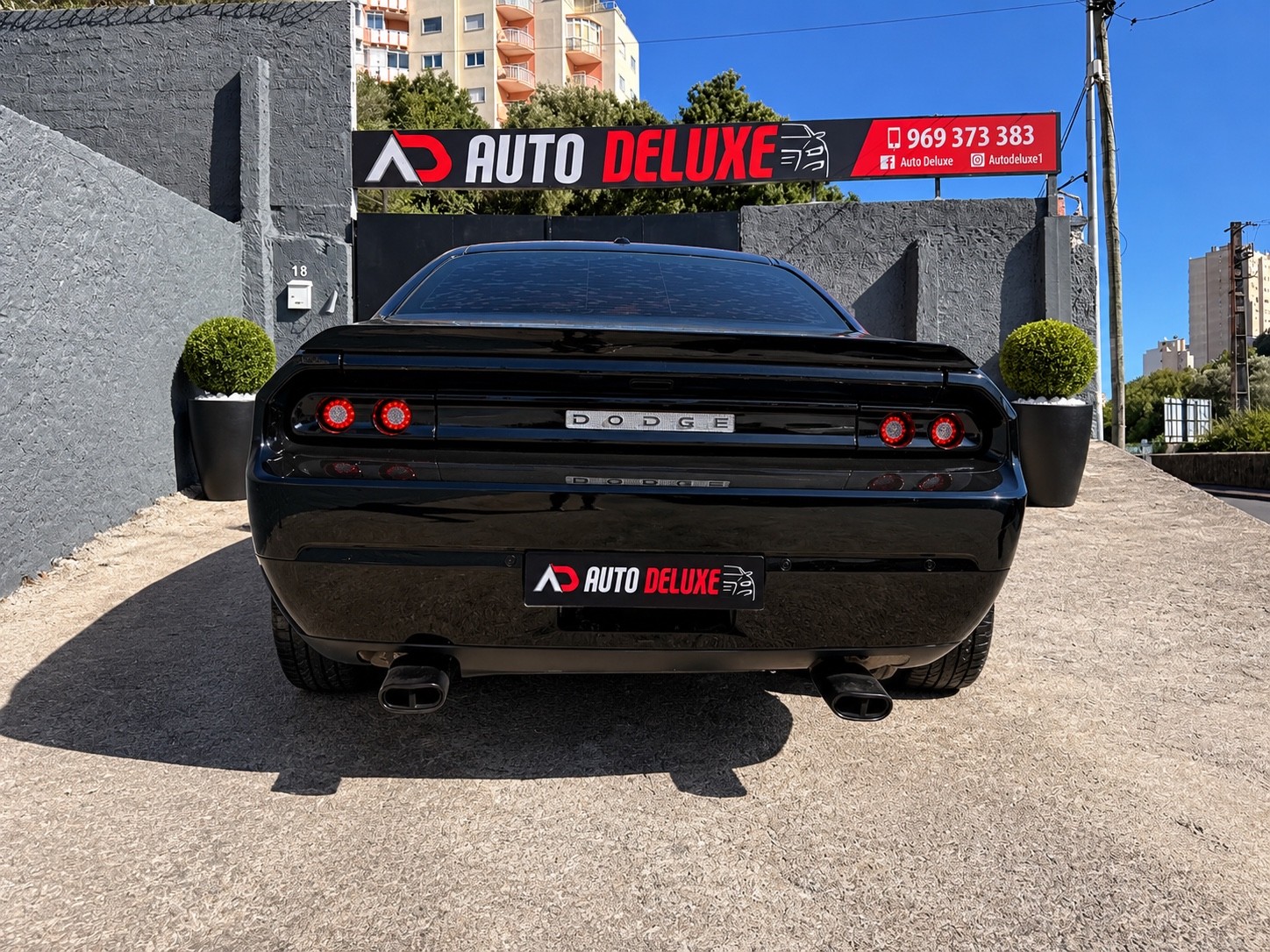 Dodge Challenger — traseira