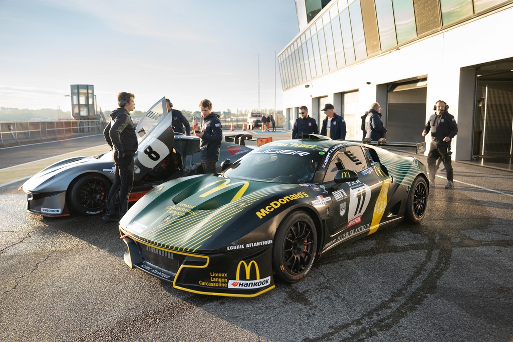 Album Photo Real Mehedi Free Framer Template Photography