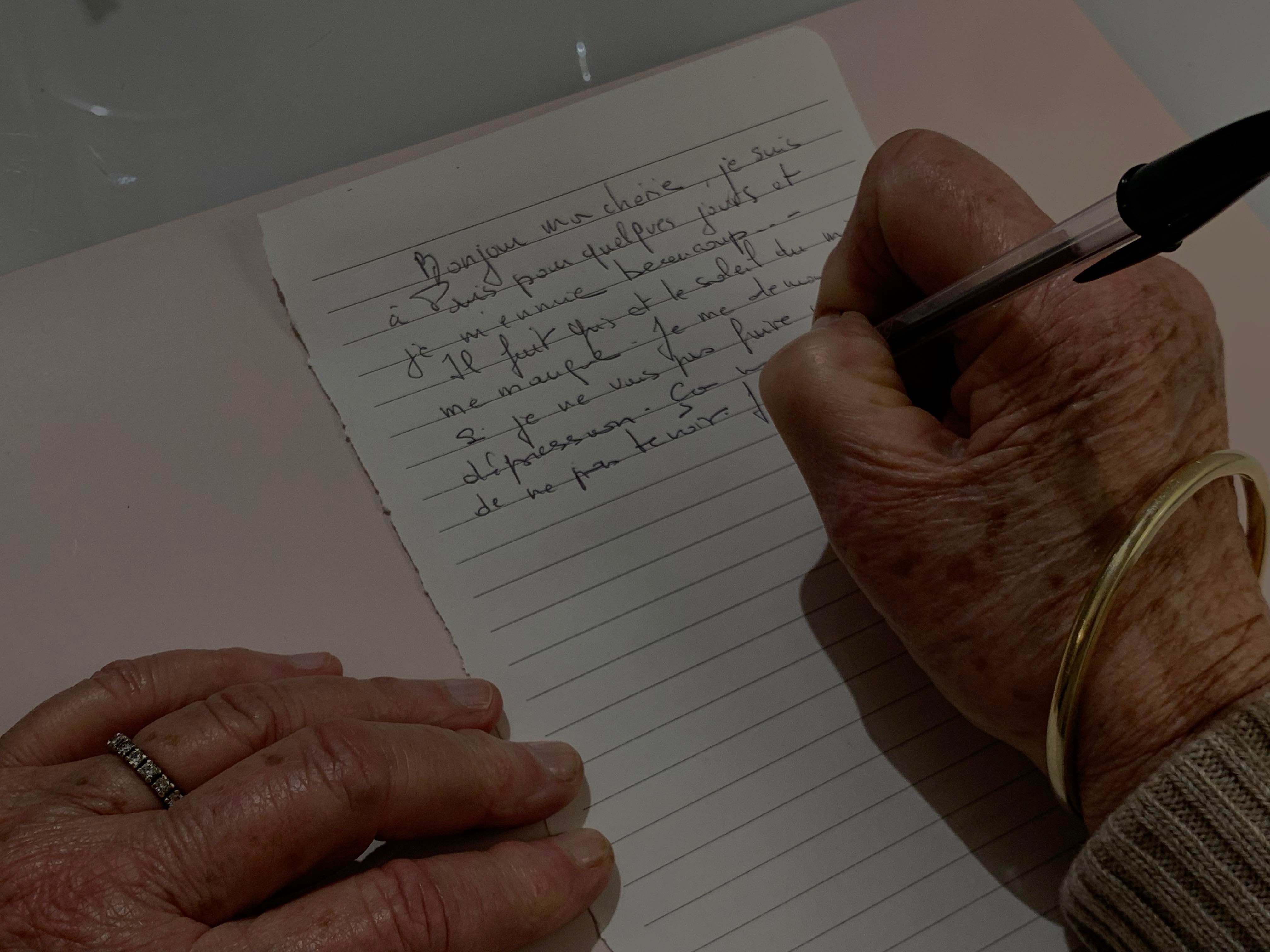 A satisfied user reflects on the positive impact Zengo has had on their mindfulness practice, crediting the app's AI customization and progress tracking for their enhanced well-being.