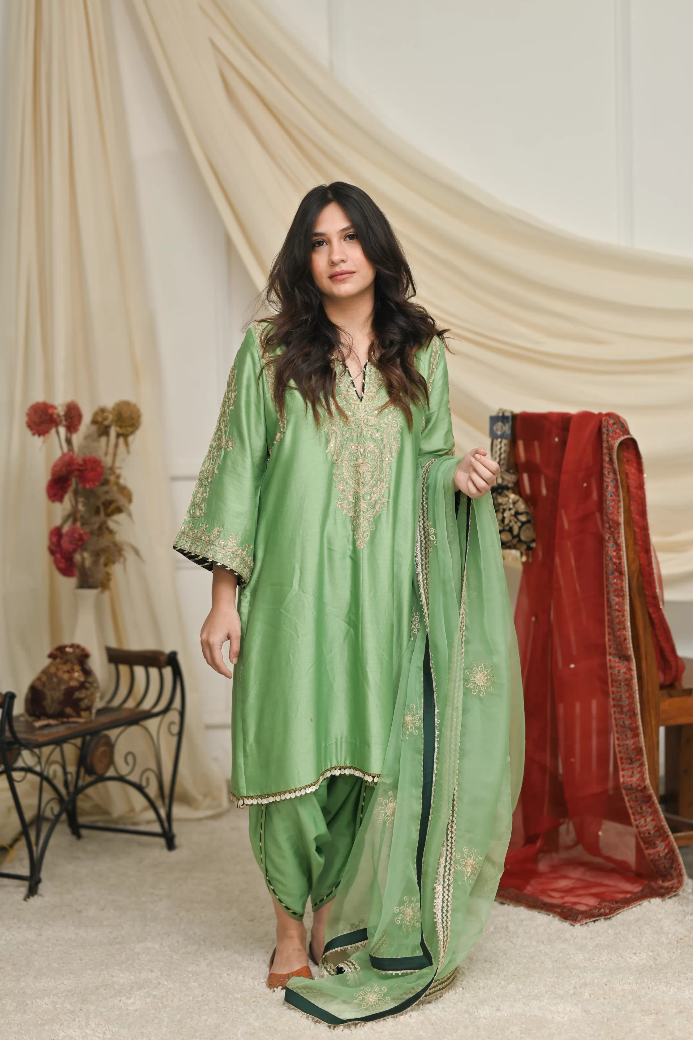 Elegant Green Embroidered Silk Suit 1