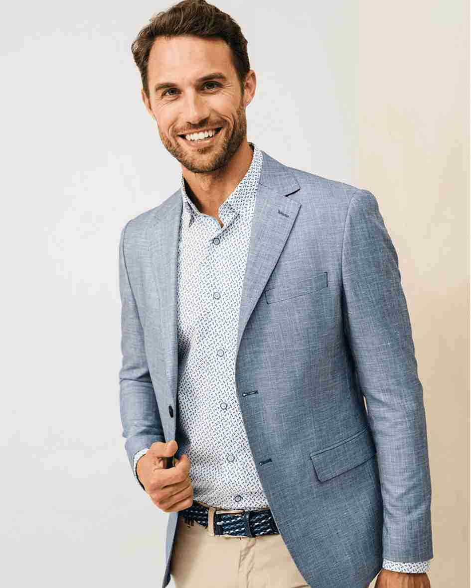 Férfi sportzakóban