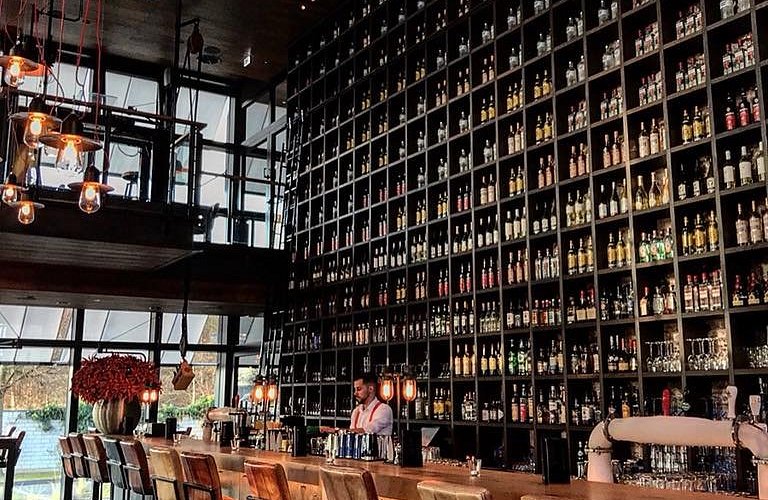 Picture of the interior of the ash bar