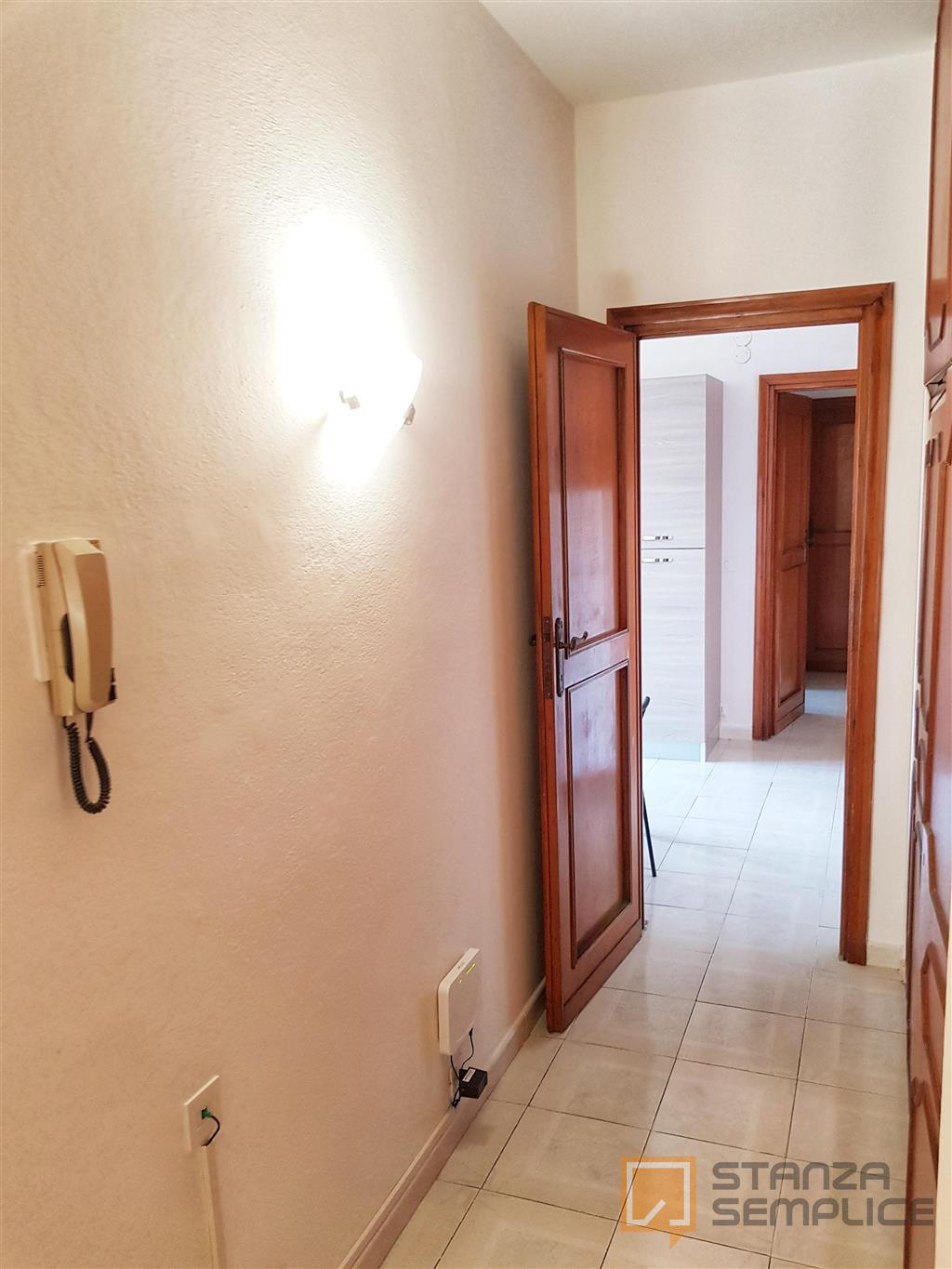 Stanza di 15 mq in Via TONIOLO, Pisa