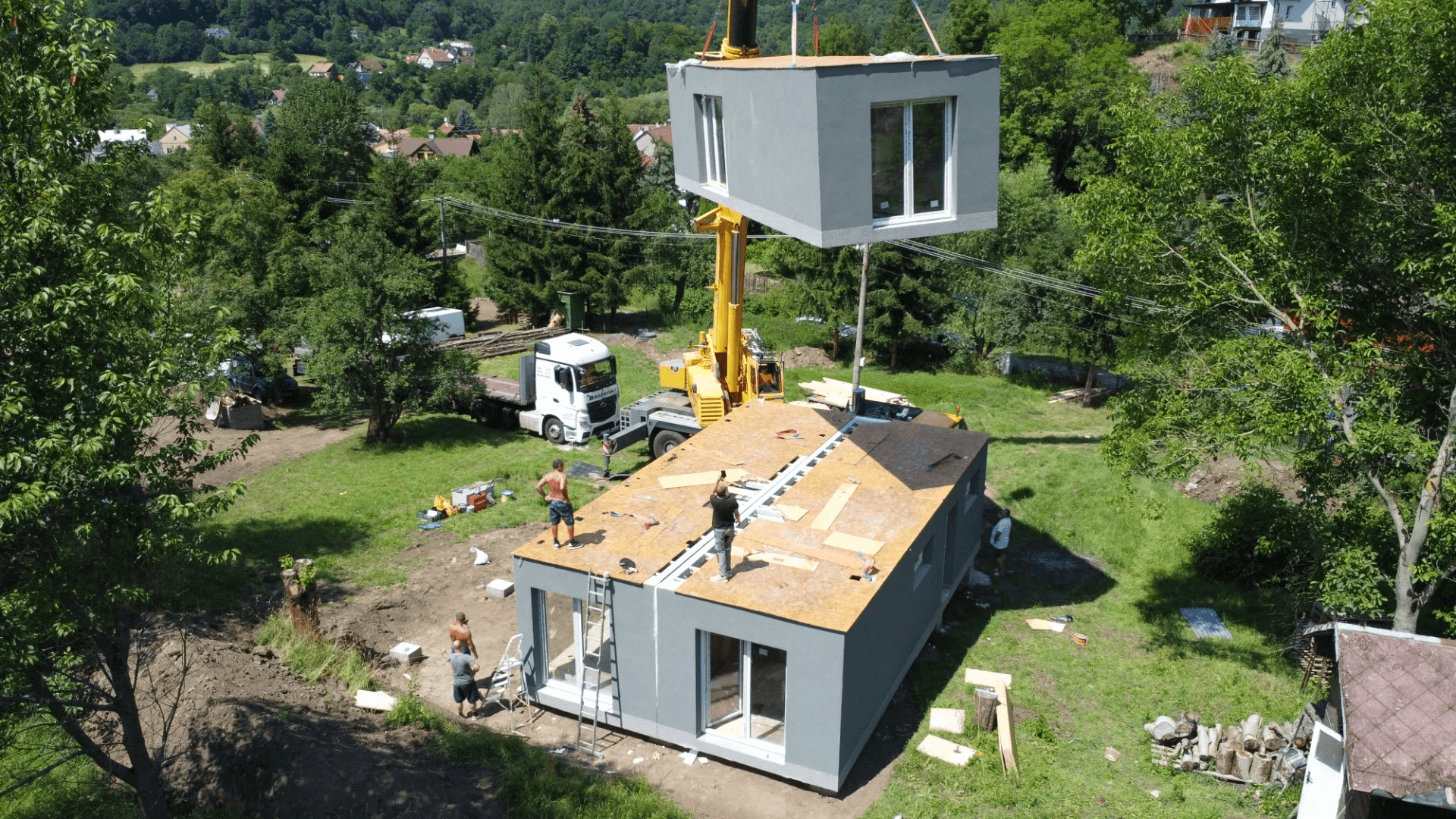 Proces montáže zděného modulového domu