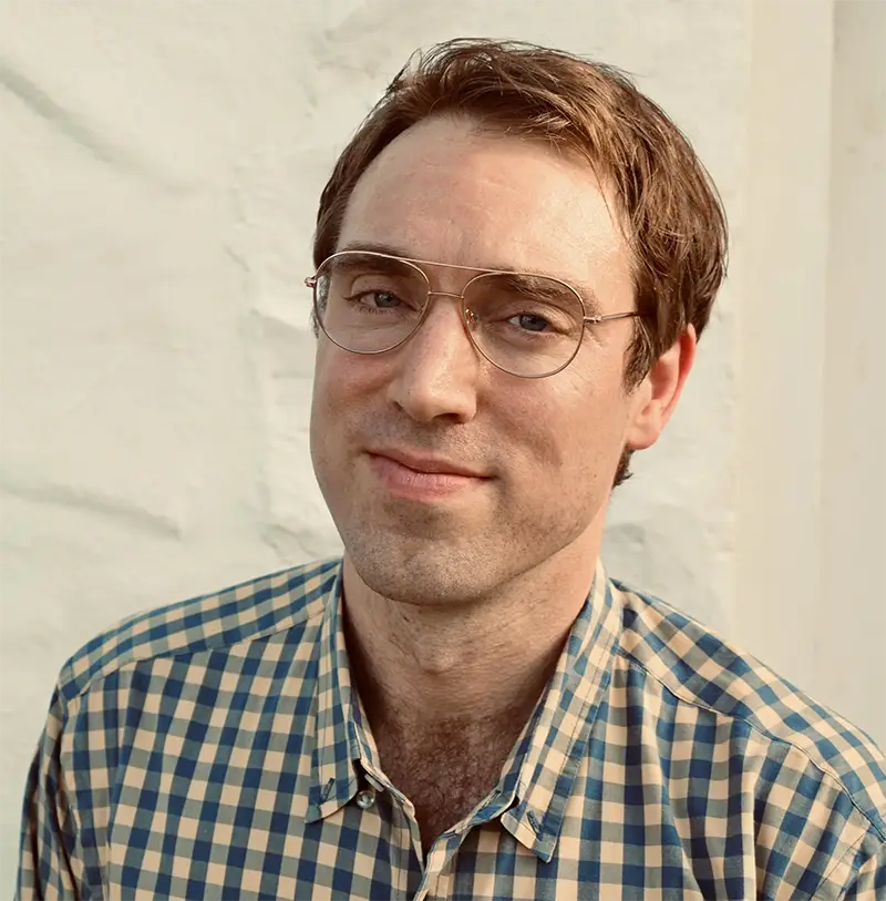 Greg Marshall, Program Memoir Instructor and author of Leg