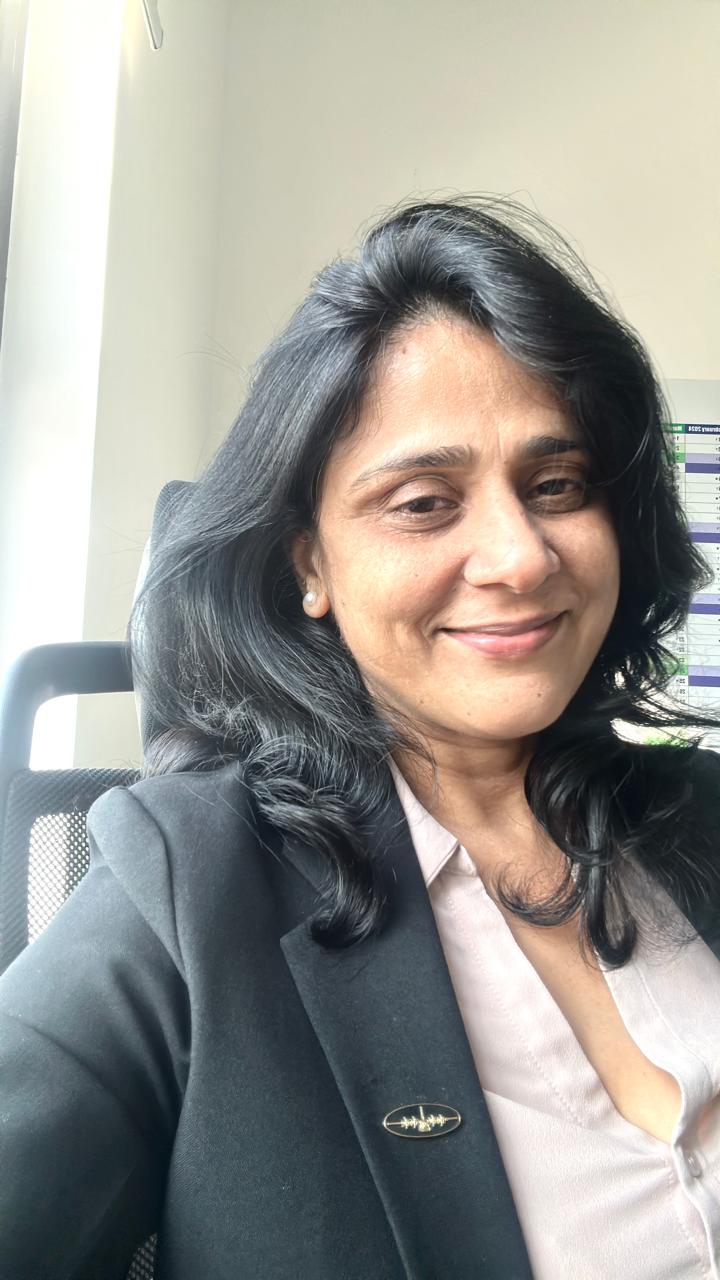 Mr.Girish mallpani founder of Symposium. india's first knowledge club 