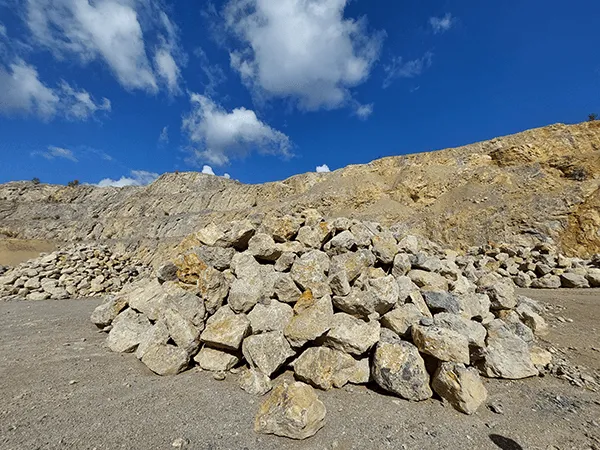 Profilbild Kalkstein Steinbruch Hollitzer