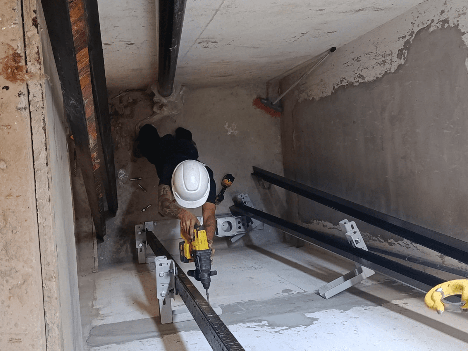 photography of people inside room during daytime