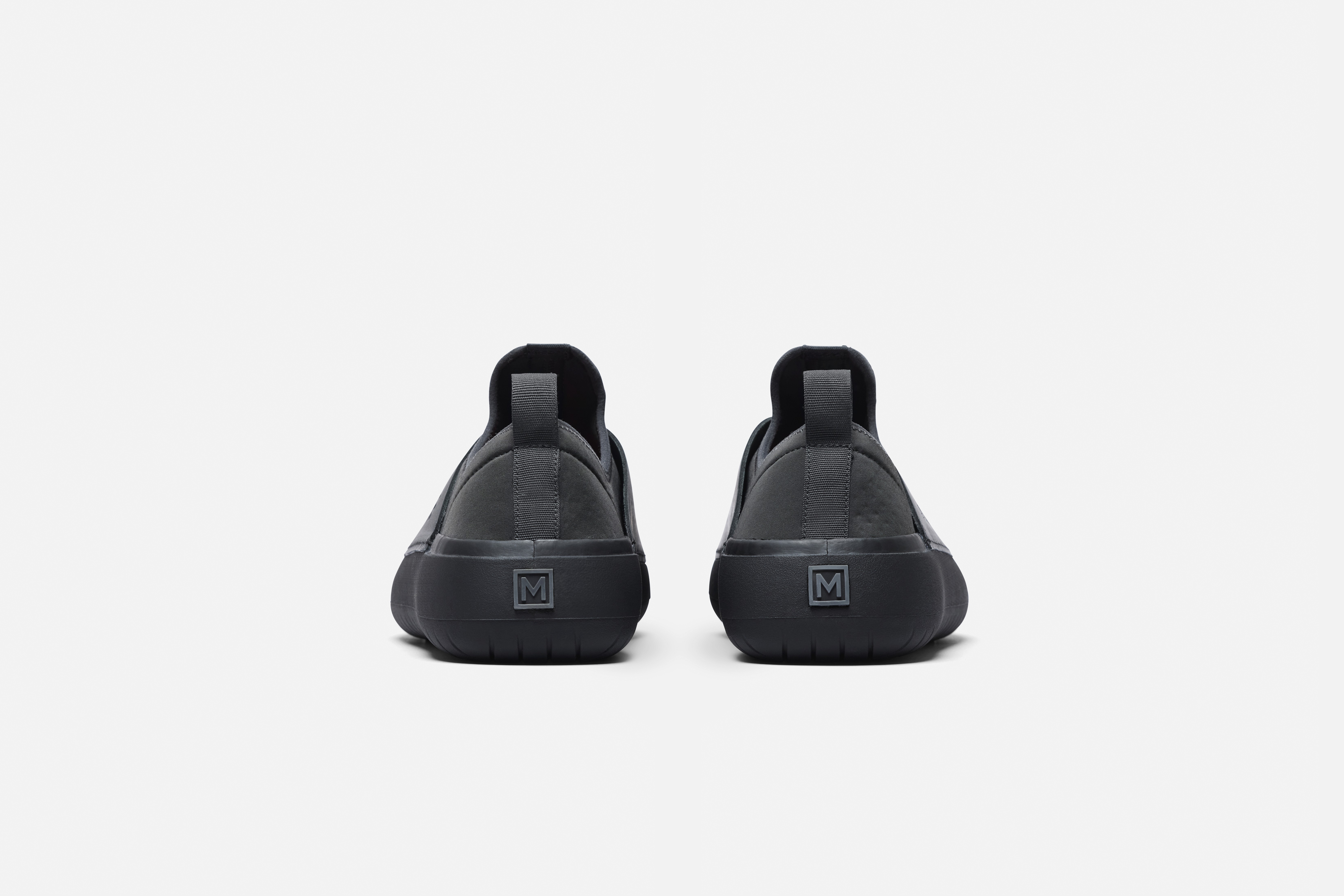 The Standard 2 MISE kitchen shoe in black heel view