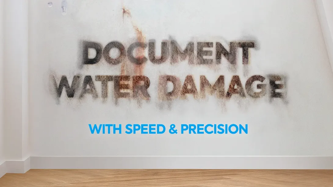 documentation sur les dégâts des eaux de plan magique axée sur la rapidité et la précision dans le travail de restauration