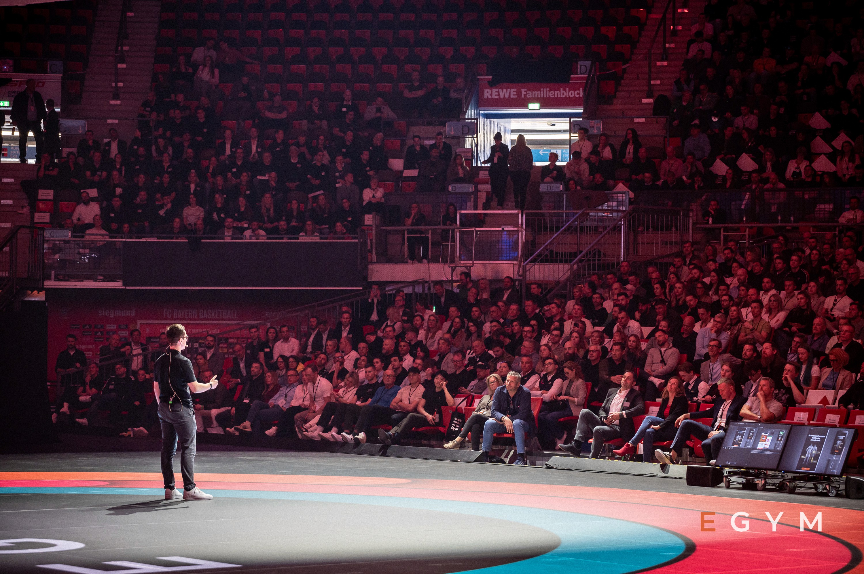 unsplash.com/@reddfrancisco