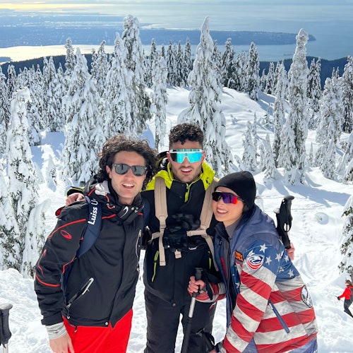 成功登顶之旅。